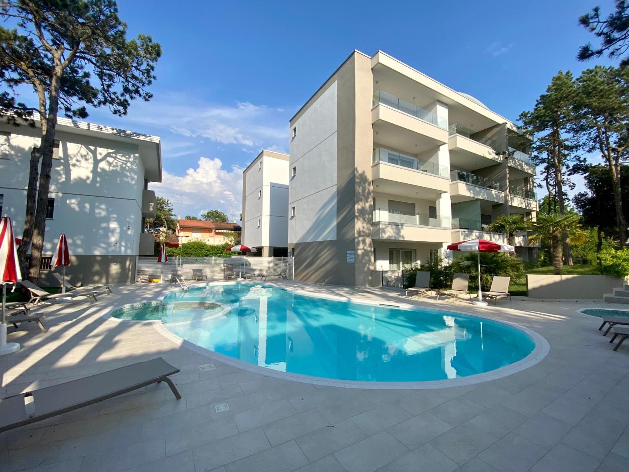 Residence Melograno Bibione Bagian luar foto