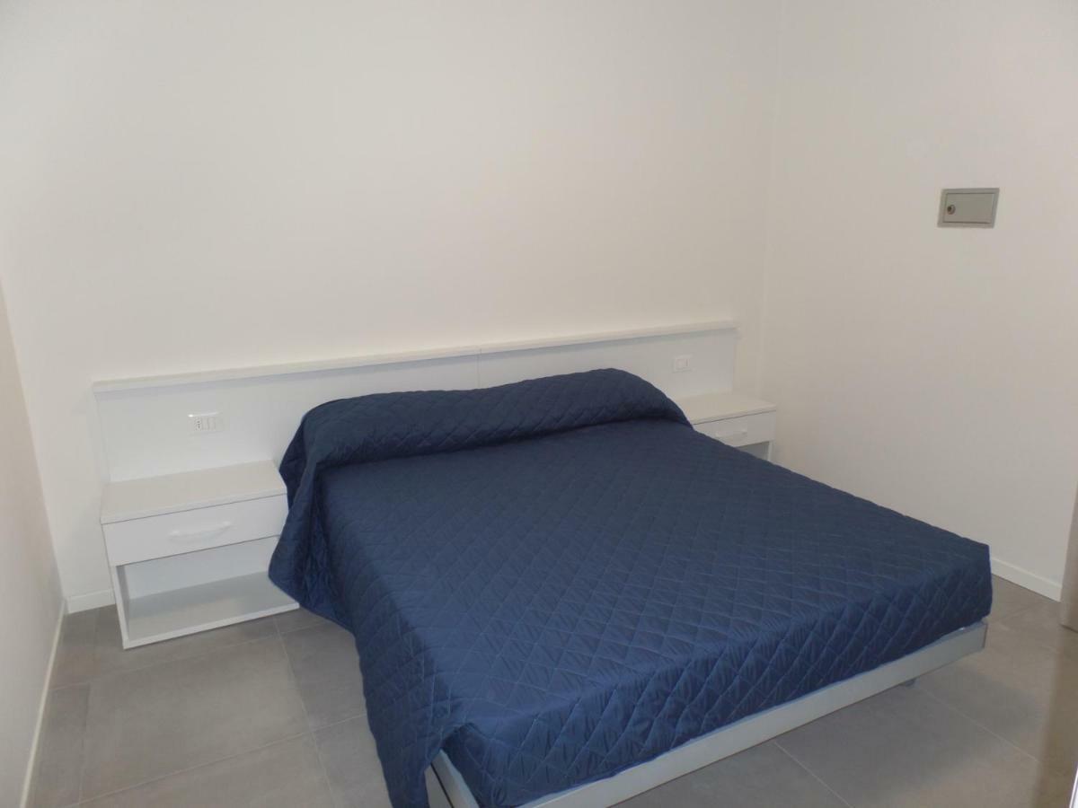 Residence Melograno Bibione Bagian luar foto