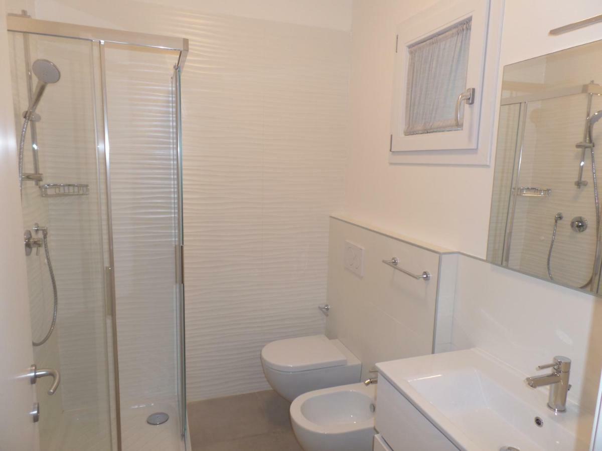 Residence Melograno Bibione Bagian luar foto
