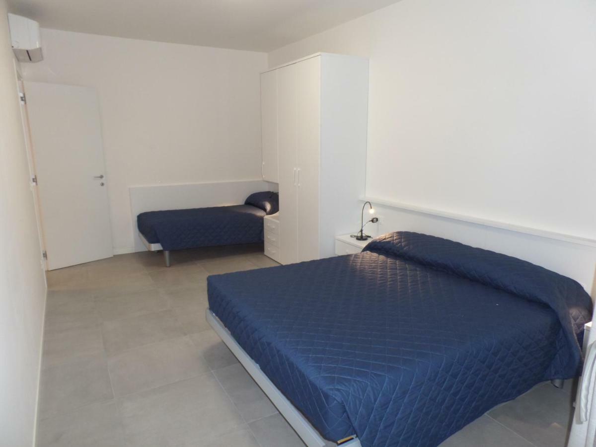Residence Melograno Bibione Bagian luar foto